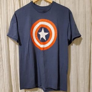 Captain America Marvel tee size medium